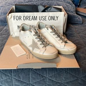 GOLDEN GOOSE SUPERSTAR